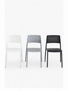 plastic-chair-rental-img-2